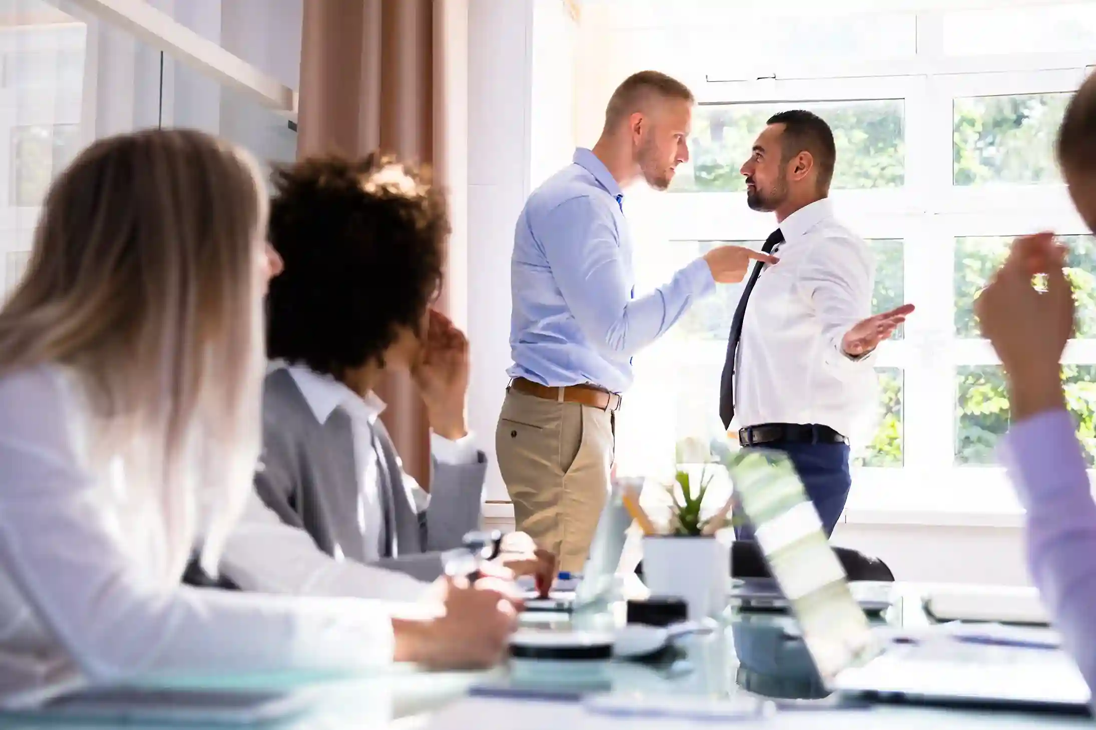 Abusive Conduct in the Workplace: California AB2053 Spanish